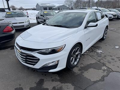 2023 Chevrolet Malibu LT   - Photo 5 - Schoolcraft, MI 49087