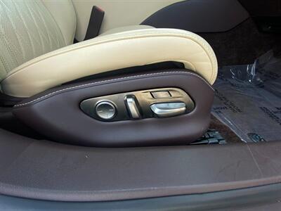 2018 Lexus LS 500h   - Photo 15 - Schoolcraft, MI 49087