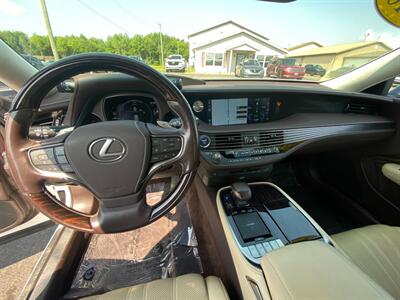 2018 Lexus LS 500h   - Photo 38 - Schoolcraft, MI 49087