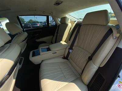 2018 Lexus LS 500h   - Photo 27 - Schoolcraft, MI 49087
