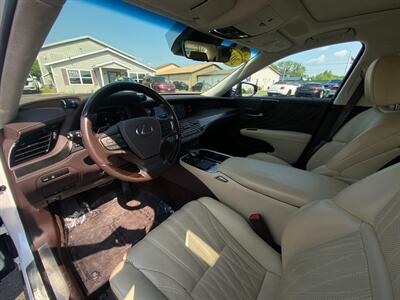 2018 Lexus LS 500h   - Photo 35 - Schoolcraft, MI 49087