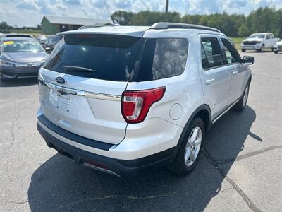 2019 Ford Explorer XLT   - Photo 8 - Schoolcraft, MI 49087