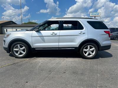 2019 Ford Explorer XLT   - Photo 5 - Schoolcraft, MI 49087