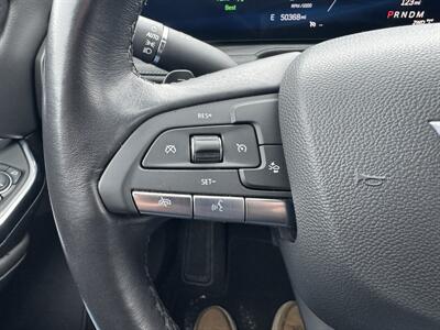 2024 Cadillac XT4 Premium Luxury   - Photo 9 - Schoolcraft, MI 49087