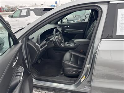2024 Cadillac XT4 Premium Luxury   - Photo 7 - Schoolcraft, MI 49087