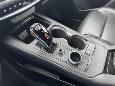 2024 Cadillac XT4 Premium Luxury   - Photo 15 - Schoolcraft, MI 49087