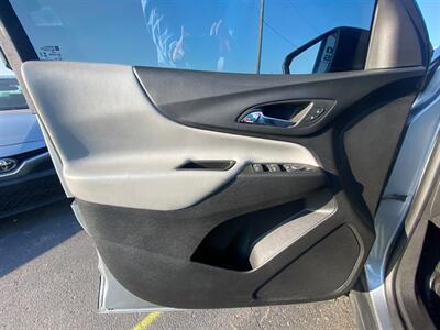 2023 Chevrolet Equinox LS   - Photo 20 - Schoolcraft, MI 49087