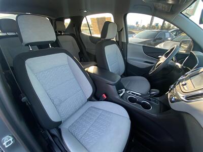 2023 Chevrolet Equinox LS   - Photo 10 - Schoolcraft, MI 49087