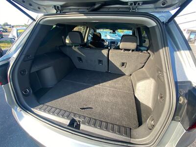 2023 Chevrolet Equinox LS   - Photo 15 - Schoolcraft, MI 49087