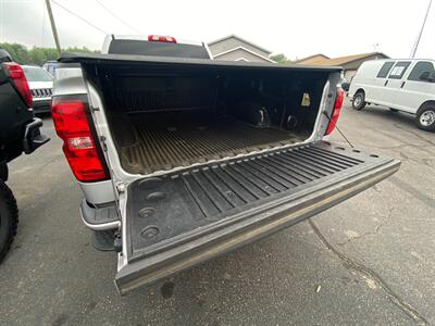 2018 Chevrolet Silverado 1500 Custom   - Photo 16 - Schoolcraft, MI 49087