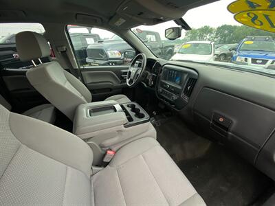 2018 Chevrolet Silverado 1500 Custom   - Photo 12 - Schoolcraft, MI 49087