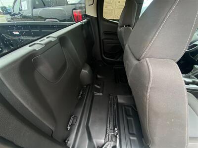 2022 Chevrolet Colorado LT   - Photo 16 - Schoolcraft, MI 49087