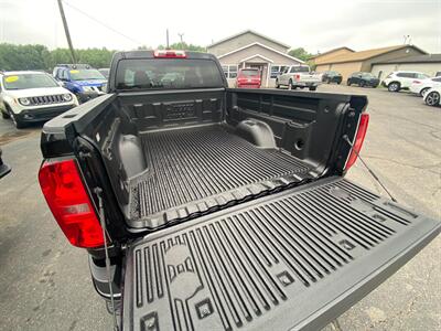 2022 Chevrolet Colorado LT   - Photo 18 - Schoolcraft, MI 49087