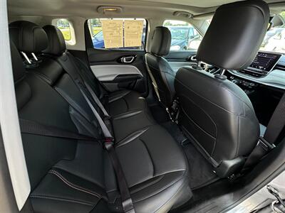2022 Jeep Compass Limited   - Photo 18 - Schoolcraft, MI 49087
