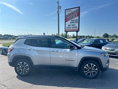 2022 Jeep Compass Limited   - Photo 2 - Schoolcraft, MI 49087
