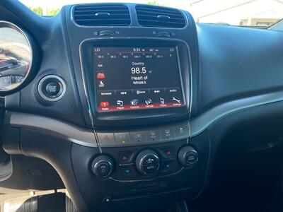 2018 Dodge Journey Crossroad   - Photo 29 - Schoolcraft, MI 49087