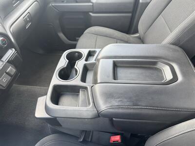 2020 Chevrolet Silverado 1500 Custom   - Photo 14 - Schoolcraft, MI 49087