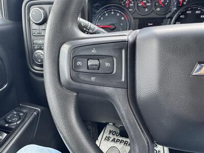 2020 Chevrolet Silverado 1500 Custom   - Photo 9 - Schoolcraft, MI 49087