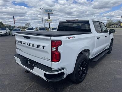 2020 Chevrolet Silverado 1500 Custom   - Photo 3 - Schoolcraft, MI 49087