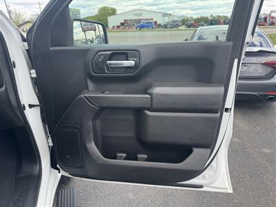 2020 Chevrolet Silverado 1500 Custom   - Photo 24 - Schoolcraft, MI 49087