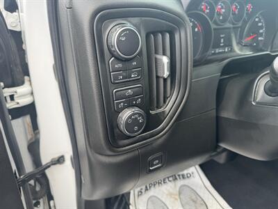 2020 Chevrolet Silverado 1500 Custom   - Photo 8 - Schoolcraft, MI 49087