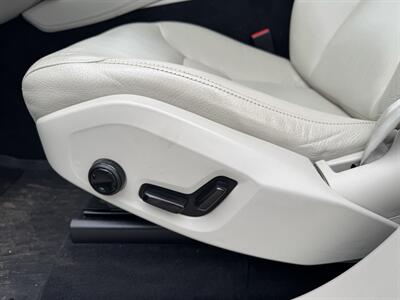 2018 Volvo XC90 T6 Momentum   - Photo 8 - Schoolcraft, MI 49087