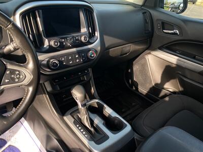 2022 Chevrolet Colorado LT   - Photo 33 - Schoolcraft, MI 49087