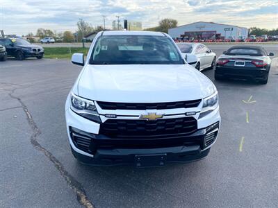 2022 Chevrolet Colorado LT   - Photo 3 - Schoolcraft, MI 49087
