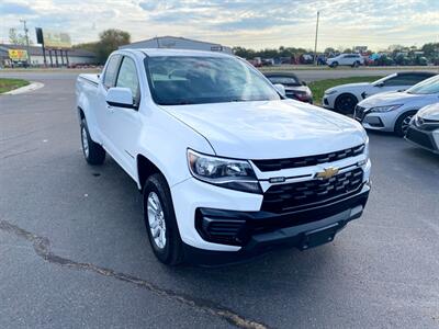 2022 Chevrolet Colorado LT   - Photo 2 - Schoolcraft, MI 49087