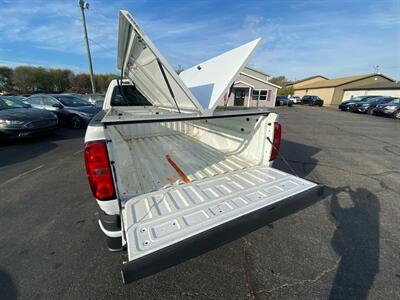 2022 Chevrolet Colorado LT   - Photo 19 - Schoolcraft, MI 49087