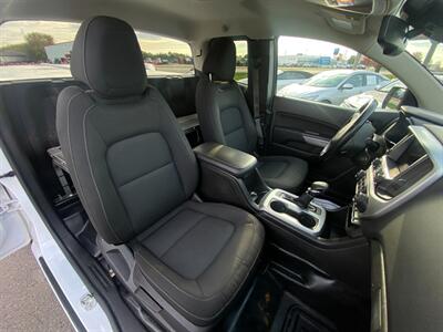 2022 Chevrolet Colorado LT   - Photo 12 - Schoolcraft, MI 49087