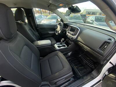 2022 Chevrolet Colorado LT   - Photo 13 - Schoolcraft, MI 49087