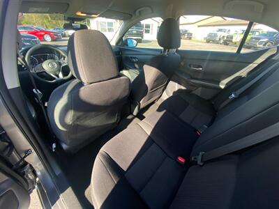 2023 Nissan Sentra SV   - Photo 22 - Schoolcraft, MI 49087