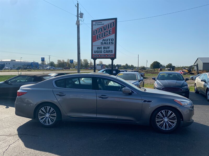 2016 Kia K900 Luxury V6 - Photo 1 - Schoolcraft, MI 49087