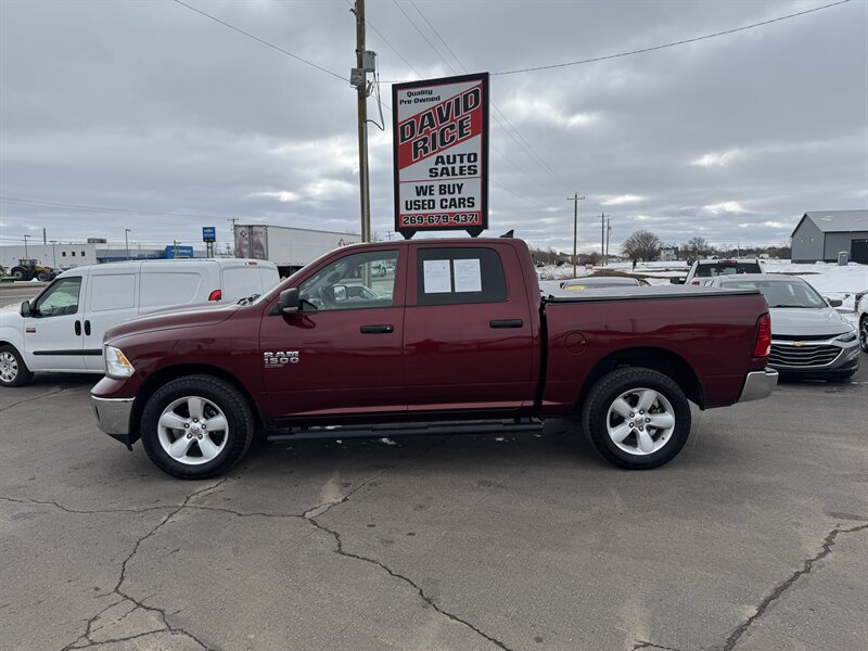 2022 RAM 1500 Classic SLT   - Photo 1 - Schoolcraft, MI 49087