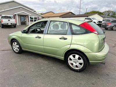 2007 Ford Focus ZX5 S   - Photo 3 - Schoolcraft, MI 49087