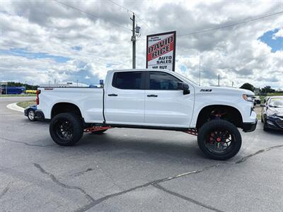 2023 Chevrolet Silverado 1500 LT Trail Boss BDS LIFT LOTS OF EXTRAS!!   - Photo 1 - Schoolcraft, MI 49087