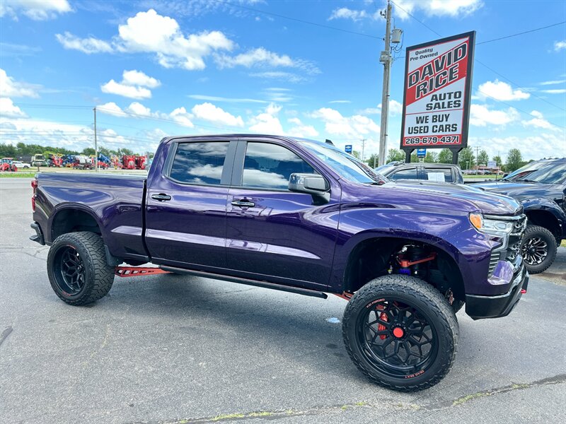2023 Chevrolet Silverado 1500 LT Trail Boss BDS LIFT LOTS OF EXTRAS!! - Photo 1 - Schoolcraft, MI 49087