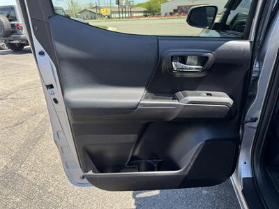 2020 Toyota Tacoma TRD Sport - Photo 19 - Schoolcraft, MI 49087