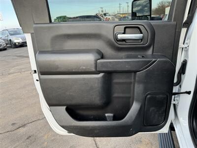 2021 GMC Sierra 2500HD   - Photo 18 - Schoolcraft, MI 49087