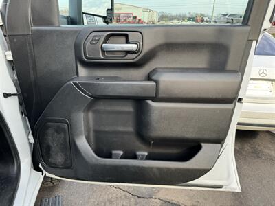 2021 GMC Sierra 2500HD   - Photo 25 - Schoolcraft, MI 49087