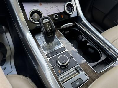 2019 Land Rover Range Rover Sport HSE OWNERS FRIENDS ROVER !!   - Photo 15 - Schoolcraft, MI 49087