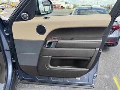 2019 Land Rover Range Rover Sport HSE OWNERS FRIENDS ROVER !!   - Photo 25 - Schoolcraft, MI 49087