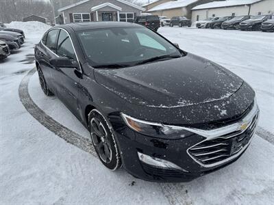 2023 Chevrolet Malibu LT   - Photo 4 - Schoolcraft, MI 49087