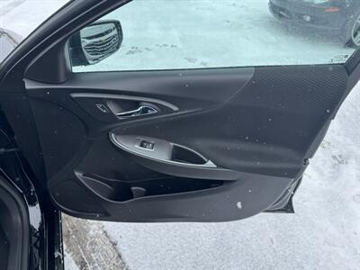 2023 Chevrolet Malibu LT   - Photo 24 - Schoolcraft, MI 49087