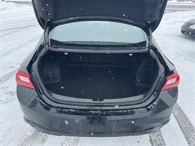 2023 Chevrolet Malibu LT   - Photo 21 - Schoolcraft, MI 49087