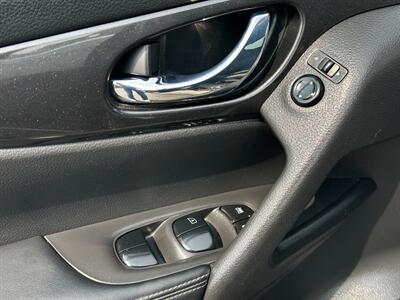 2019 Nissan Rogue SV   - Photo 29 - Schoolcraft, MI 49087