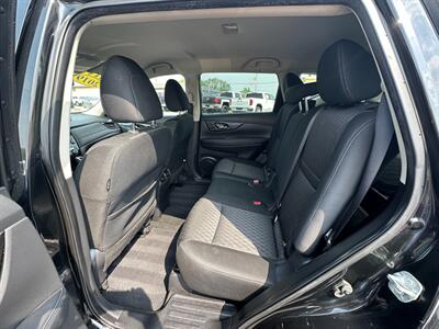 2019 Nissan Rogue SV   - Photo 24 - Schoolcraft, MI 49087