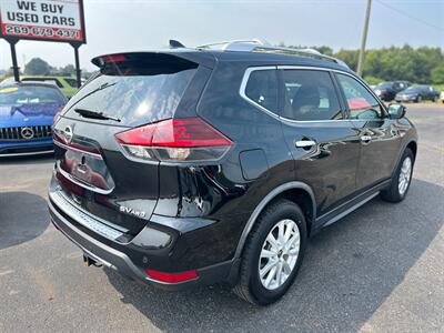 2019 Nissan Rogue SV   - Photo 8 - Schoolcraft, MI 49087