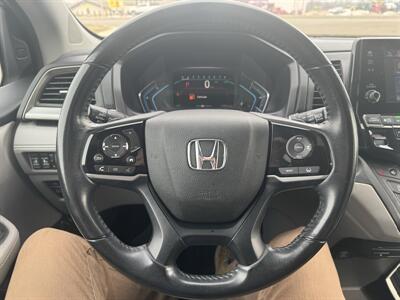 2018 Honda Odyssey Touring   - Photo 11 - Schoolcraft, MI 49087